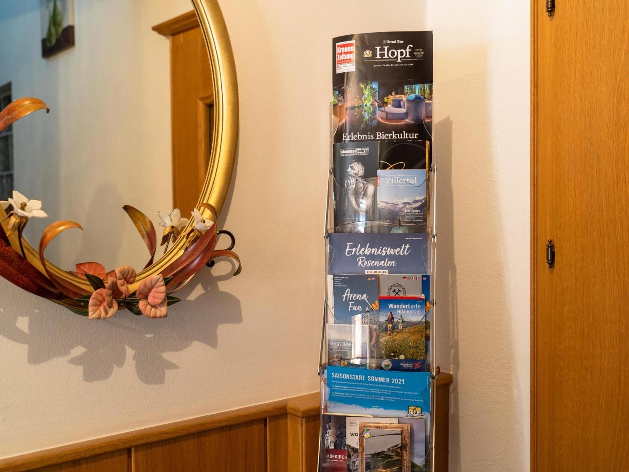 Haus Stock Apartment Zell am Ziller Luaran gambar
